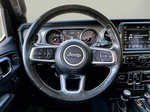 Certified 2022 Jeep Wrangler Unlimited Sahara w/ Cold Weather Group AWD/4WD image 11