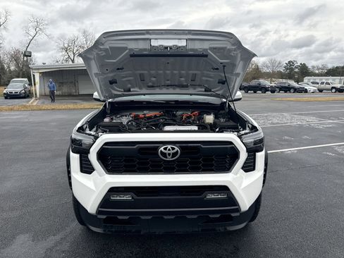 New 2024 Toyota Tacoma TRD Off-Road image 36