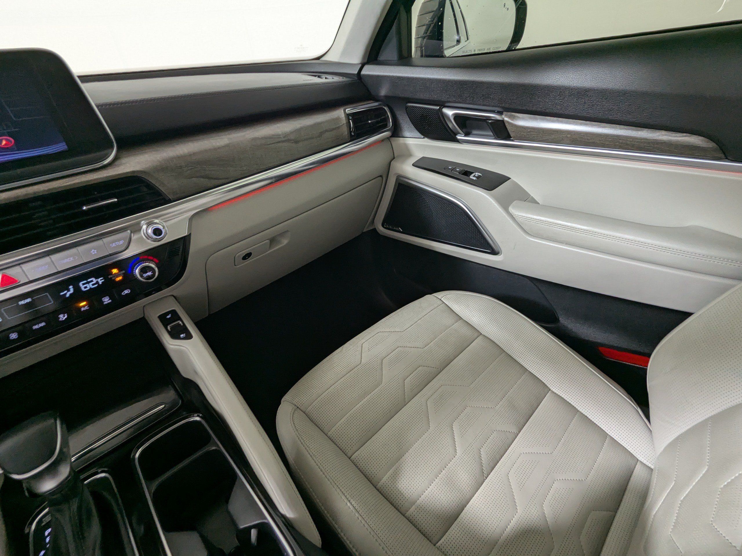 Used 2020 Kia Telluride SX w/ SX Prestige Package AWD/4WD image 12