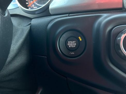 Used 2020 Jeep Wrangler Unlimited Sahara AWD/4WD image 46