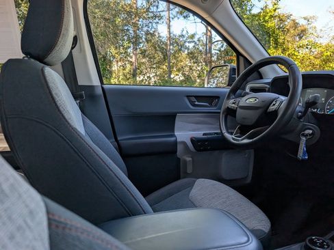 Used 2023 Ford Maverick XLT w/ XLT Luxury Package image 14