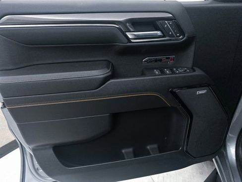 Used 2023 GMC Sierra 1500 AT4 w/ AT4 Preferred Package image 19