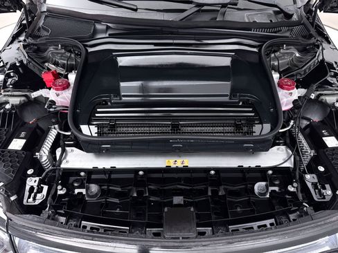Used 2022 Mercedes-Benz EQS 580 4MATIC Sedan image 13