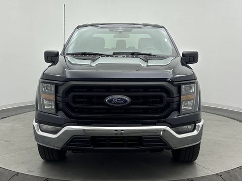 Used 2023 Ford F150 XLT image 2