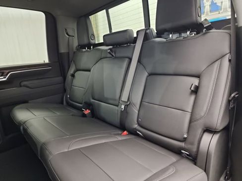 New 2026 GMC Sierra 2500 SLT w/ SLT Premium Package image 35