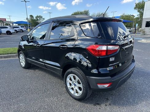 Used 2019 Ford EcoSport SE w/ SE Convenience Package image 4