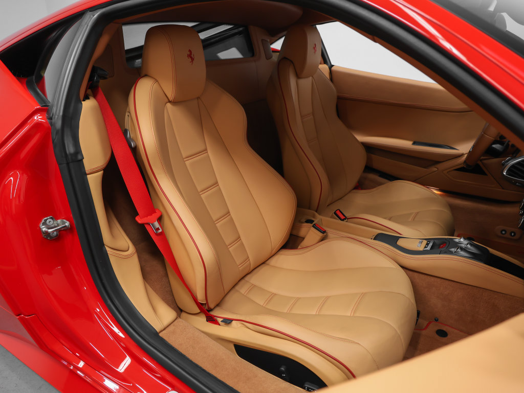 Certified 2013 Ferrari 458 Italia Coupe RWD image 20
