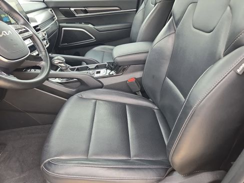 Certified 2023 Kia Telluride S w/ S Sunroof Package AWD/4WD image 14