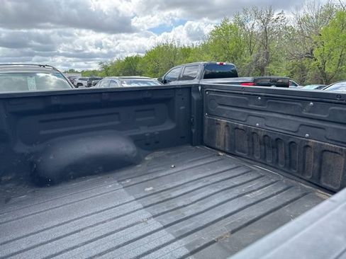 Used 2016 Toyota Tundra SR5 w/ SR5 Upgrade Package image 16