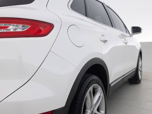 Used 2017 Lincoln MKC Reserve w/ Lincoln MKC Climate Package AWD/4WD image 14