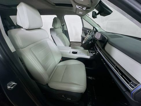 Used 2025 Hyundai Santa Fe Calligraphy FWD image 10