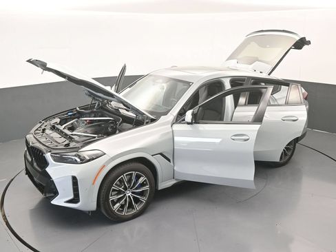 Used 2026 BMW X6 xDrive40i AWD/4WD image 73