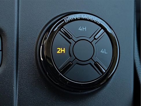 New 2025 Ford Ranger XLT w/ FX4 Off-Road Package image 16