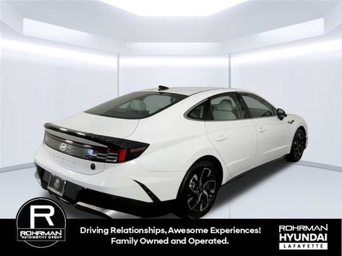 Used 2024 Hyundai Sonata SEL FWD image 9