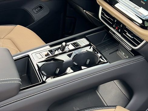 New 2026 Volkswagen Atlas Cross Sport SE AWD/4WD image 11