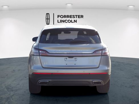 Used 2023 Lincoln Nautilus Reserve w/ Equipment Group 201A image 4