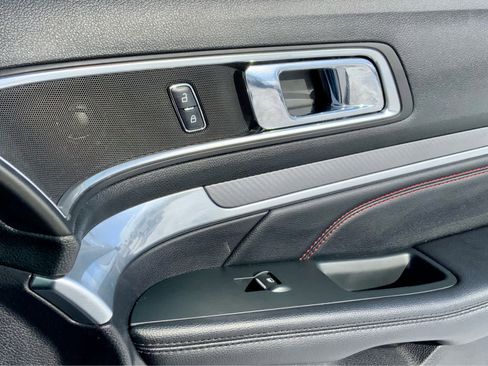 Used 2019 Ford Explorer Sport image 53