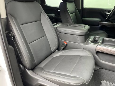 Used 2022 Chevrolet Silverado 1500 LTZ w/ LTZ Premium Package AWD/4WD image 24
