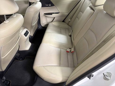 Used 2015 Honda Accord EX-L image 18