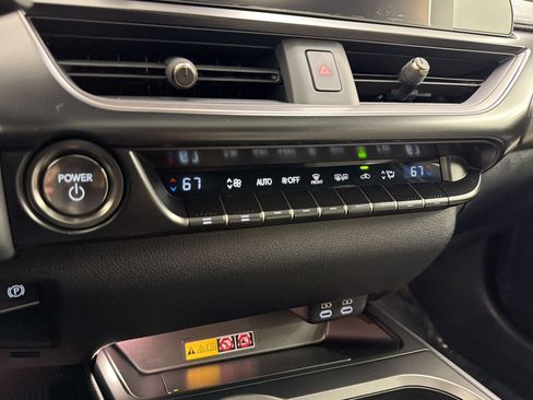 New 2026 Lexus UX 300h FWD image 28