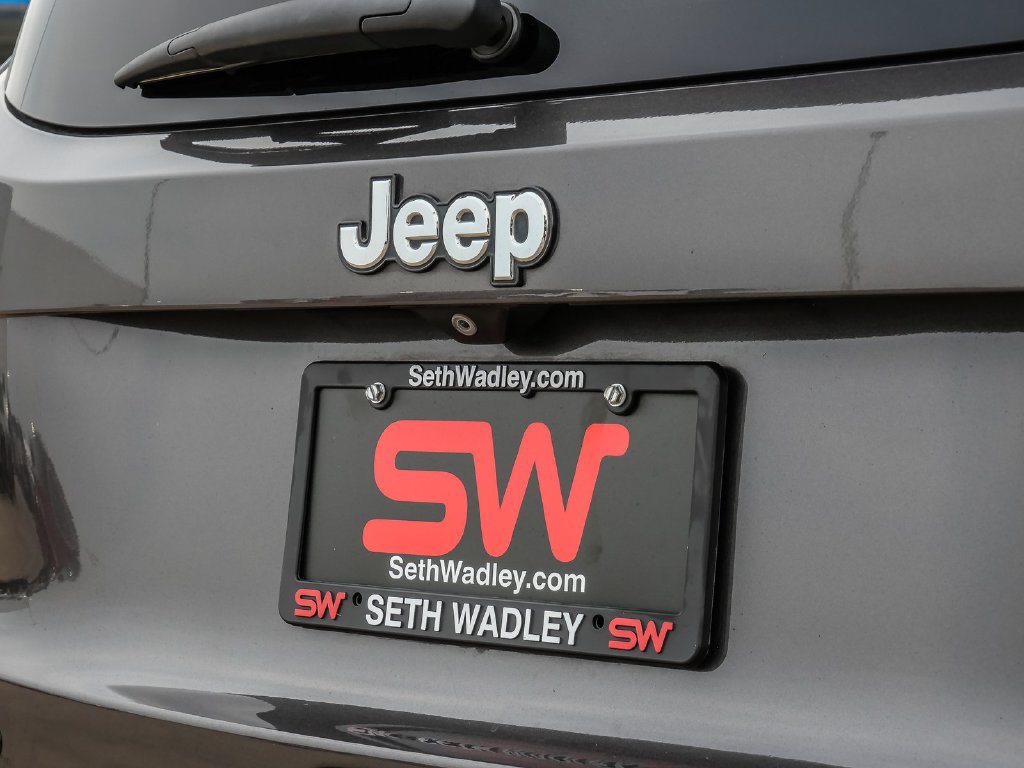 Used 2018 Jeep Renegade Latitude FWD image 10