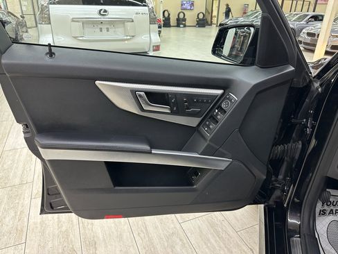 Used 2014 Mercedes-Benz GLK 350 2WD image 16