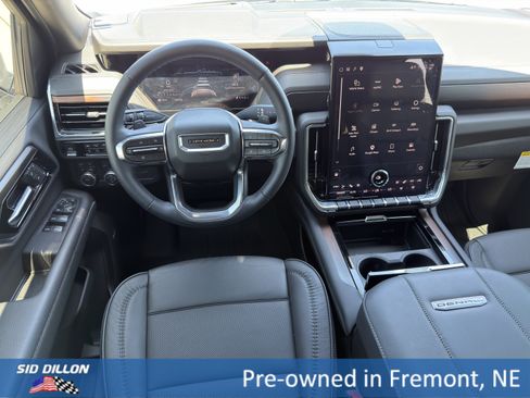 Used 2026 GMC Yukon Denali w/ LPO, Illumination Package AWD/4WD image 10