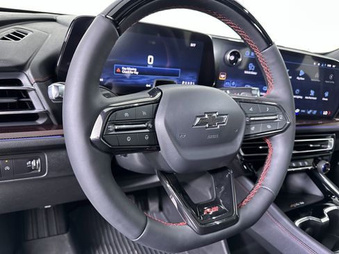 New 2026 Chevrolet Traverse RS w/ LPO, Floor Liner Package FWD image 47