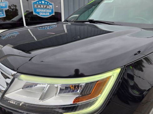 Used 2019 Ford Explorer XLT w/ Equipment Group 202A image 21