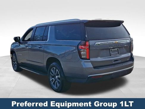 Used 2021 Chevrolet Suburban LT image 5
