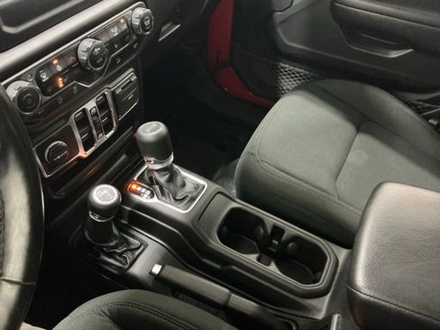 Used 2021 Jeep Wrangler Unlimited Sport image 12