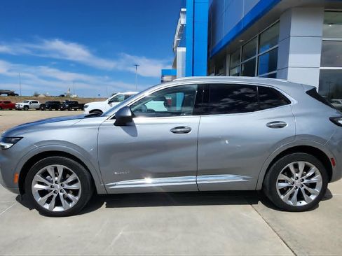 Used 2023 Buick Envision Avenir FWD image 3