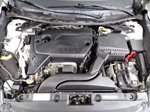 Used 2018 Nissan Altima 2.5 SV image 8