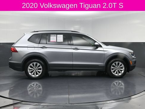 Used 2020 Volkswagen Tiguan S FWD image 4
