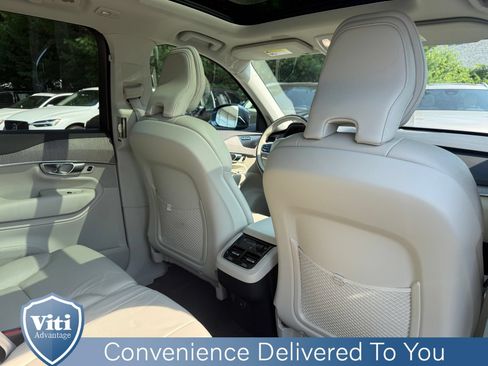 Used 2023 Volvo XC90 B6 Plus w/ Protection Package Premier AWD/4WD image 27