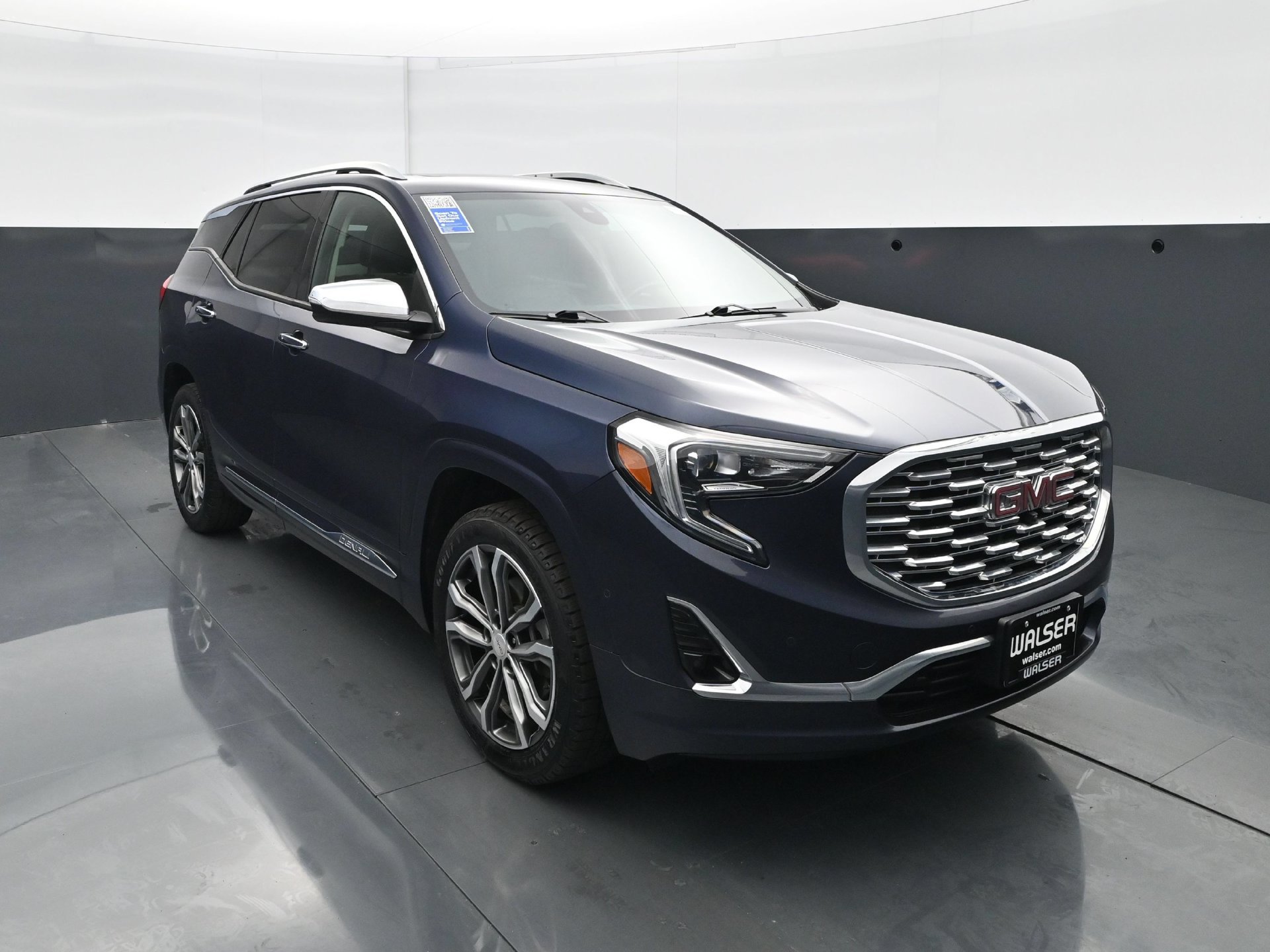 Used 2018 GMC Terrain Denali w/ Advanced Safety Package AWD/4WD image 11