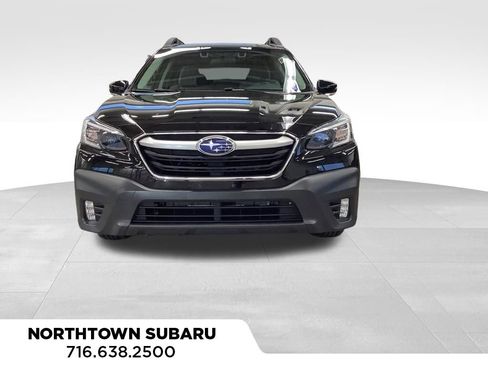Used 2020 Subaru Outback Premium AWD/4WD image 3