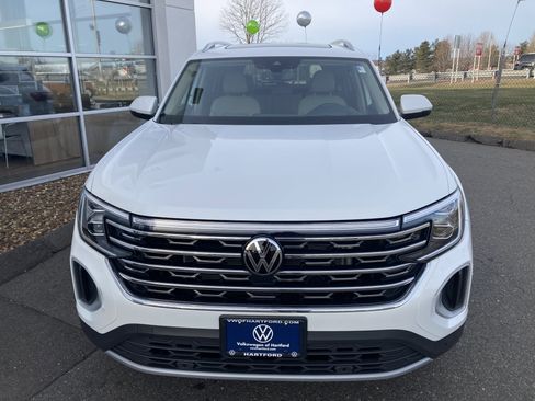 Certified 2025 Volkswagen Atlas SEL image 3