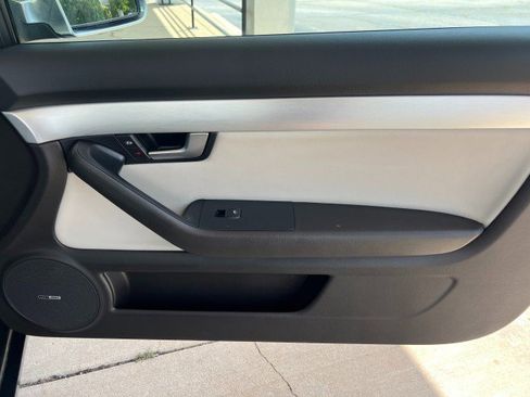 Used 2007 Audi S4 Cabriolet image 17