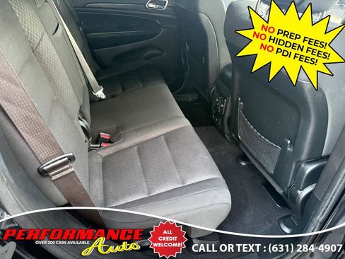 Used 2020 Jeep Grand Cherokee Laredo image 26