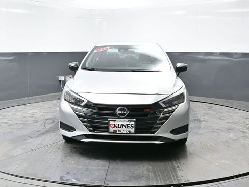 Used 2023 Nissan Versa SR w/ Trunk Package image 6