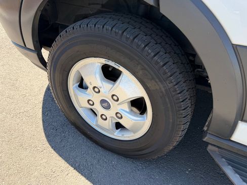 Used 2018 Ford Transit 350 XLT RWD image 23