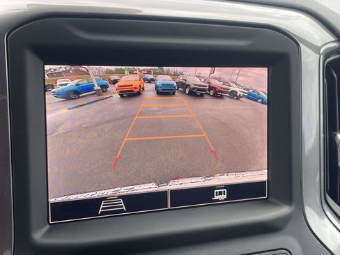 Used 2023 GMC Sierra 1500 Pro w/ Pro Value Package image 8