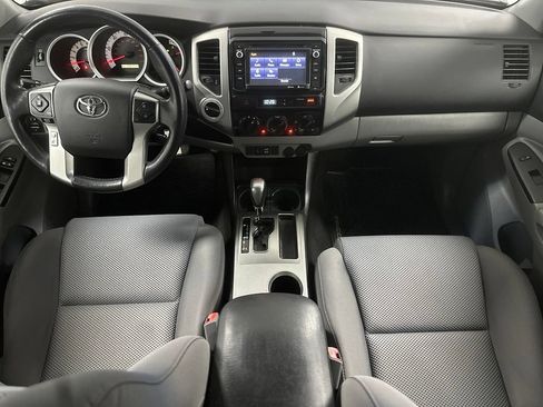 Used 2014 Toyota Tacoma 4x4 Double Cab w/ TRD Off-Road Package image 3