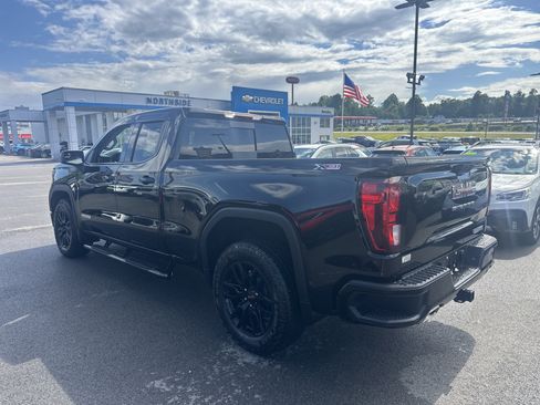 Used 2025 GMC Sierra 1500 Elevation AWD/4WD image 5