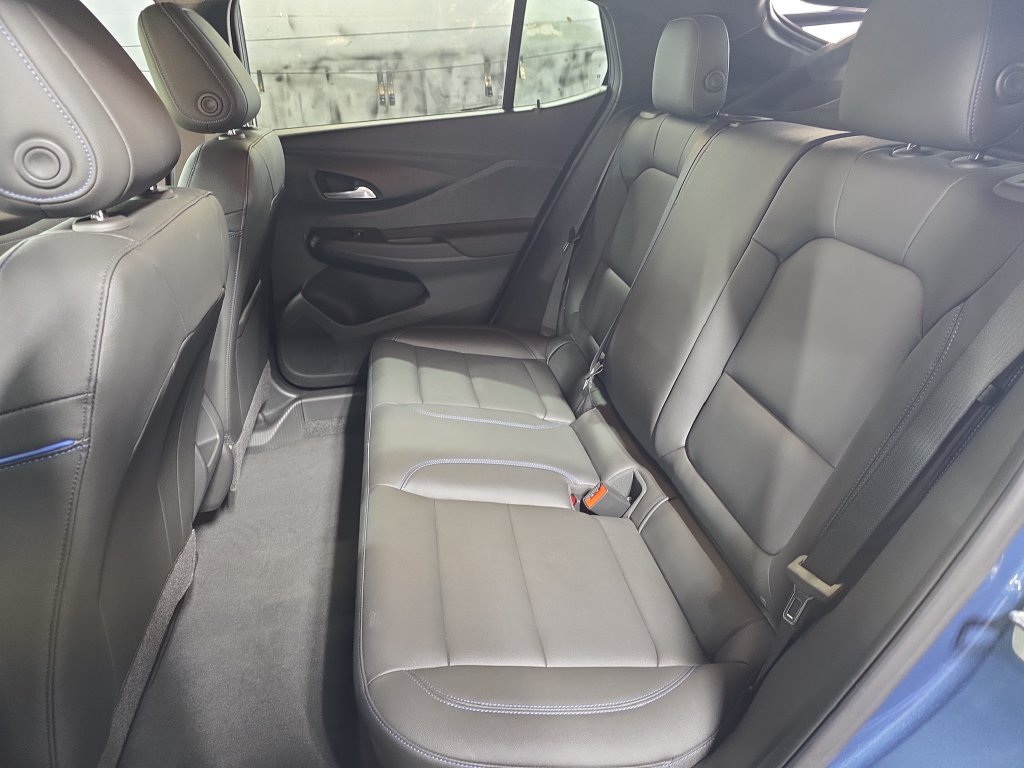 Used 2024 Buick Envista Sport Touring w/ Convenience I Package FWD image 16