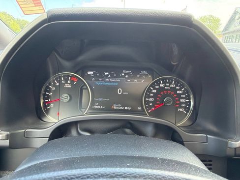 Used 2019 Ford F150 Raptor w/ Equipment Group 802A Luxury AWD/4WD image 35