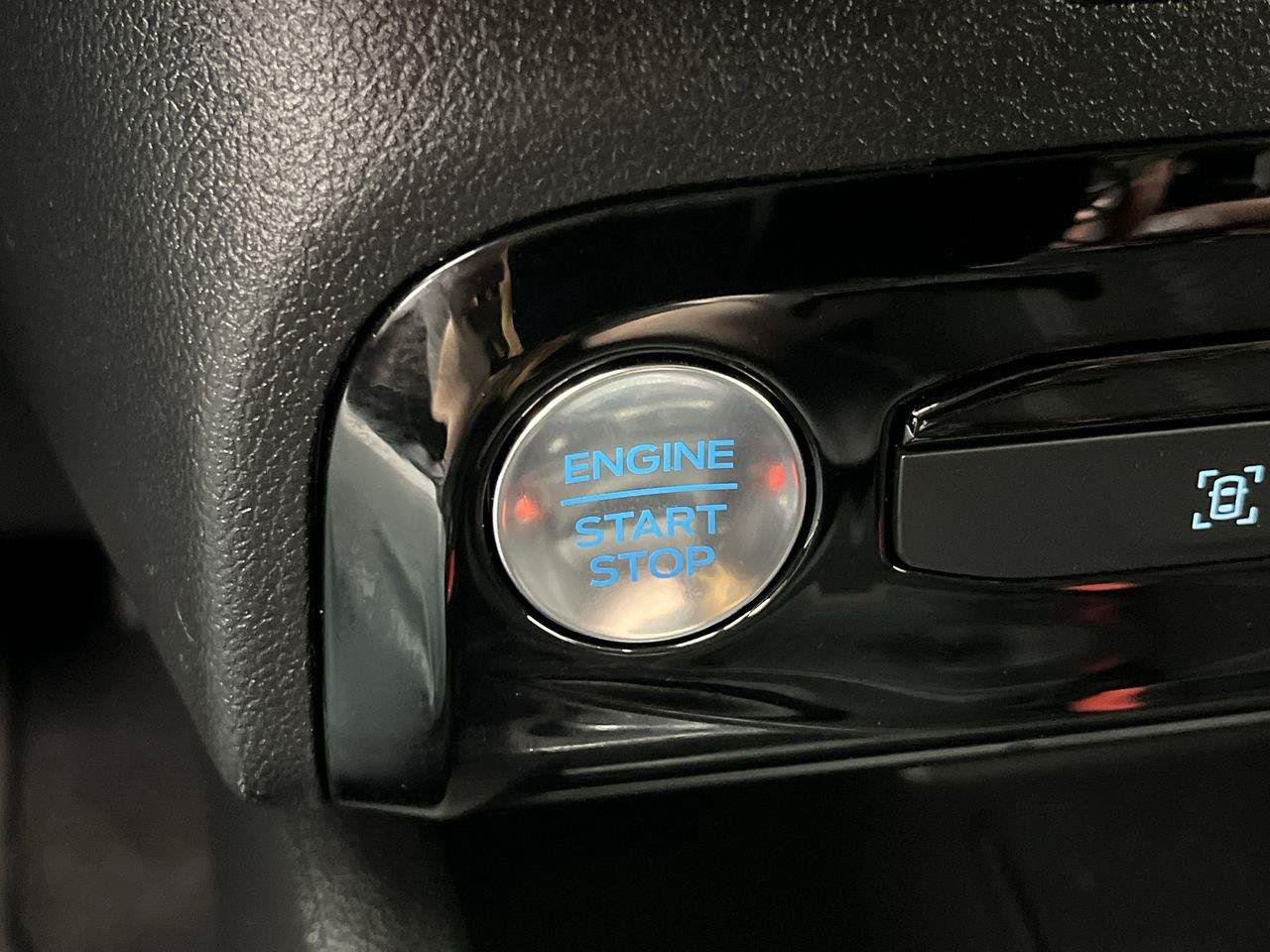 Used 2023 Ford Escape Active w/ Tech Pack #1 AWD/4WD image 21
