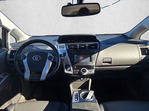Used 2013 Toyota Prius V Five image 16