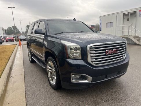 Used 2019 GMC Yukon SLT w/ Premium Edition image 3